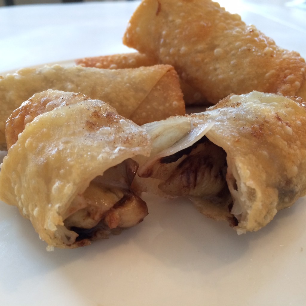 Delicious Wow Butter, Chocolate and Banana Egg Rolls are the perfect dessert!